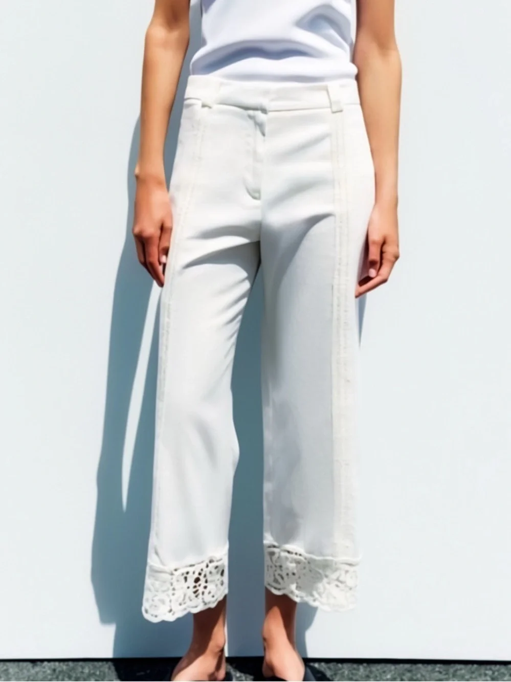 VIRAL NEW ZARA  SUMMER EMBROIDERED PANTS SIZE M AND L 🚨NO DISCOUNT